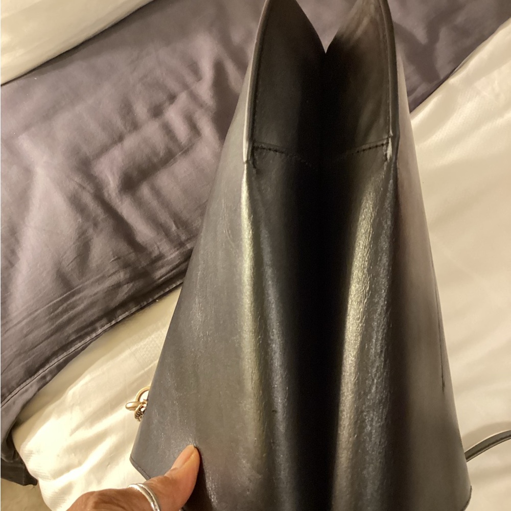ALLSAINTS
Beaumont Leather Hobo Bag - Picture 13 of 16